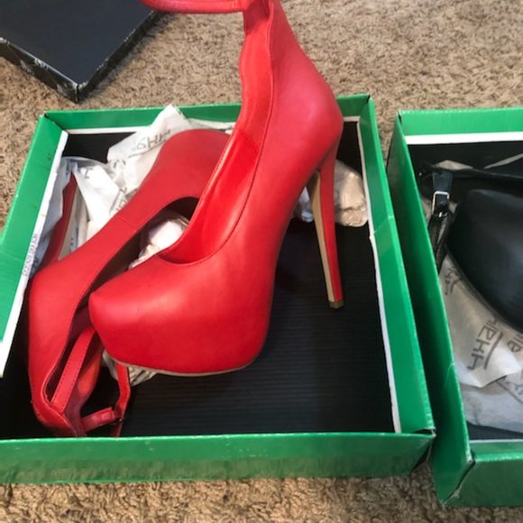 Sexy Red platform stiletto heels ankle strap - Picture 2 of 4